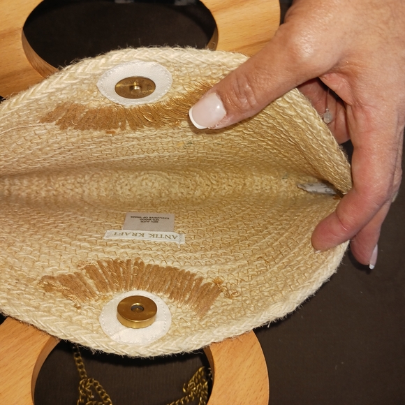 Antik Kraft Multicolor Floral Clutch with Wooden Accent - Picture 3 of 3